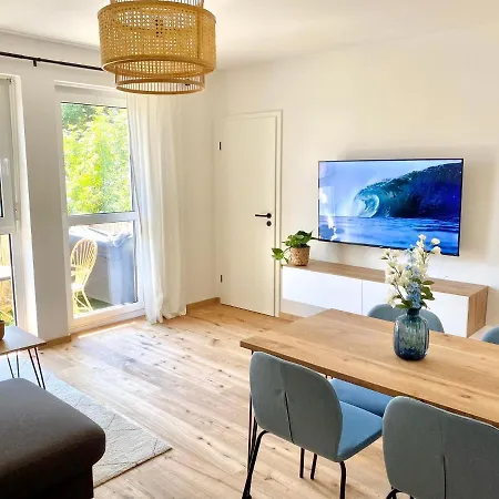 Jungle Suite Mit Balkon I Parkplatz I Zentrum *